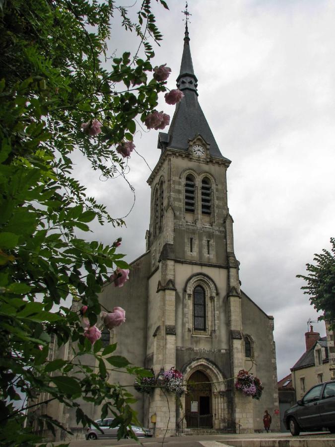 Chambre d'hôtes face à Briare Exterior foto